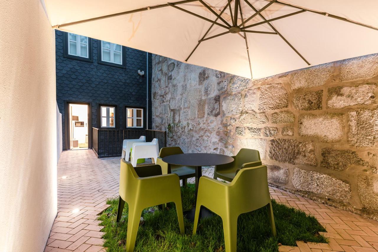 Door 65 - Historical Center Apartments Porto Exterior photo
